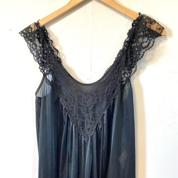 Vintage Black Nightgown Long Liquid Satin Nylon Lace Union Made Womens Medium - Picture 3 of 12